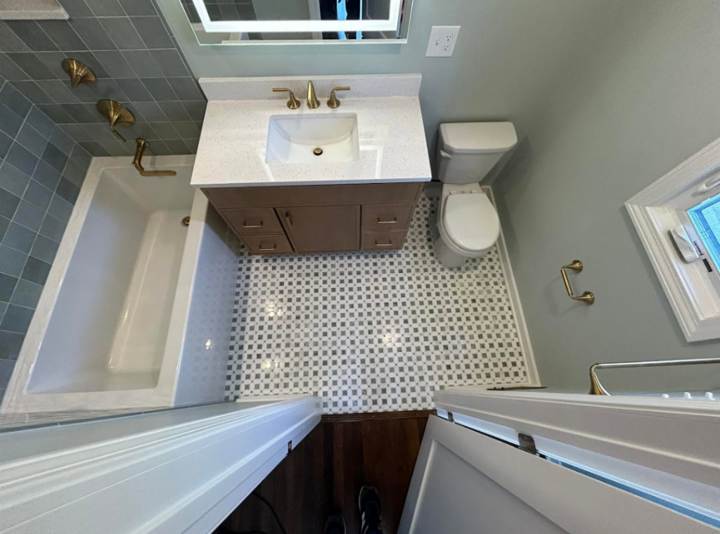 Small bathroom remodel in Pittsburgh, PA